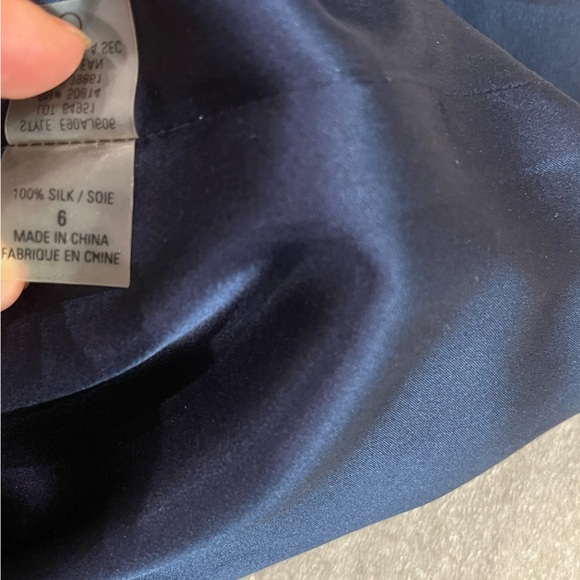 [6] Elie Tahari Dress Silk Blue Sleeveless Scoop Neck Pleat Bodice Sheath - Picture 10 of 10